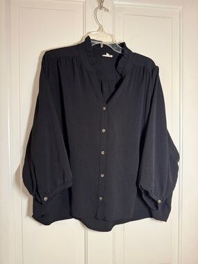 JODIFL Black Button-Front Ruffled Collar Blouse